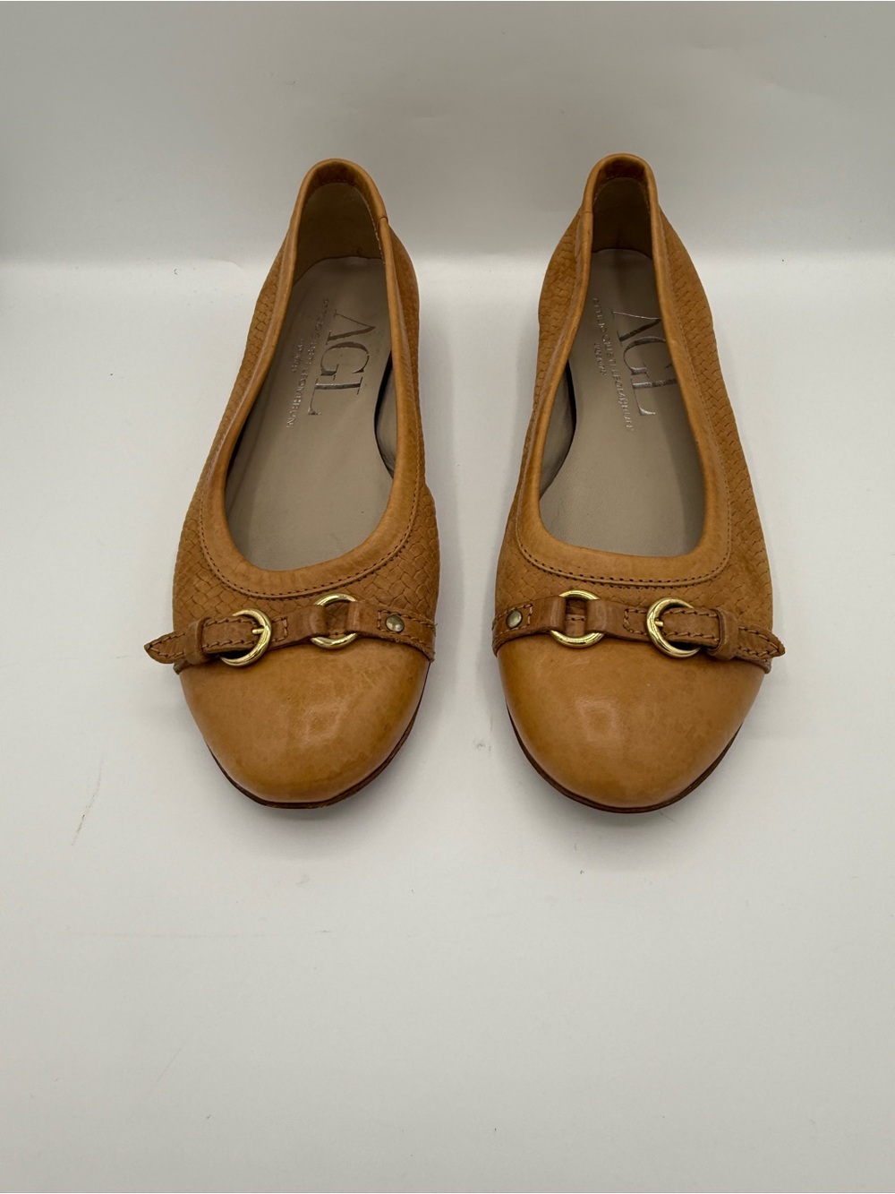 AGL Attilio Giusti Leombruni Tan Leather Ballet Flats with Gold Buckle Detail - Picture 2 of 11